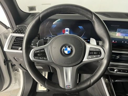 Used 2024 BMW X5 xDrive40i w/ M Sport Package image 12