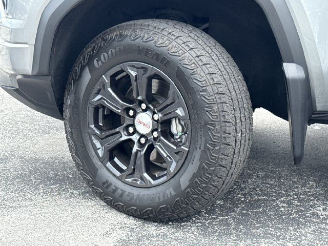 Used 2023 GMC Canyon Elevation w/ Elevation Premium Package AWD/4WD image 42