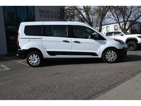 Used 2022 Ford Transit Connect XL image 5