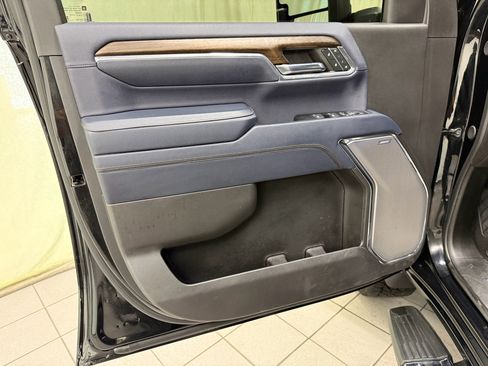 Certified 2024 Chevrolet Silverado 2500 High Country AWD/4WD image 29