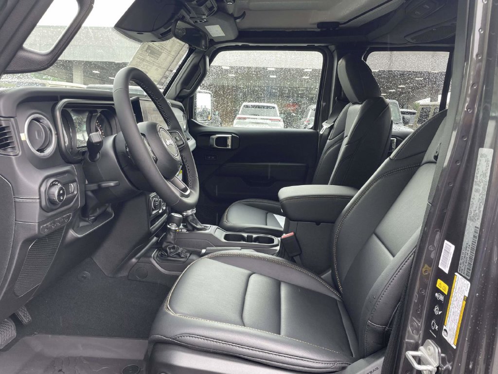 New 2026 Jeep Gladiator Sport AWD/4WD image 27
