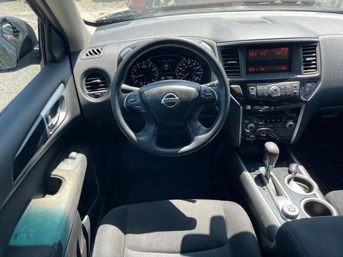 Used 2015 Nissan Pathfinder S FWD image 15