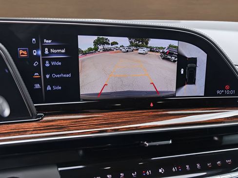 Used 2021 Cadillac Escalade Luxury AWD/4WD image 17