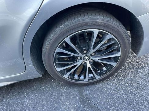 Used 2018 Toyota Camry SE image 8