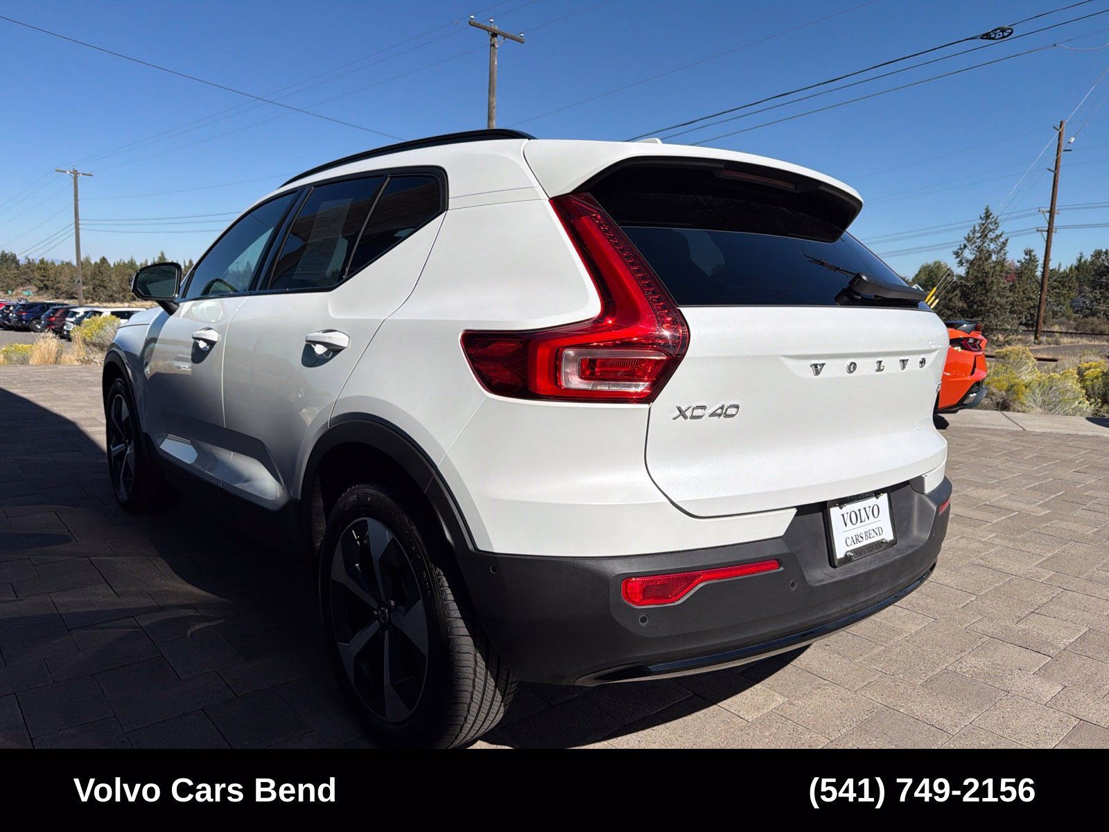 Used 2026 Volvo XC40 B5 Plus AWD/4WD image 4