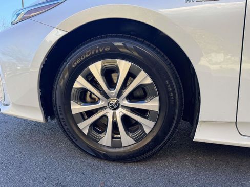 Certified 2021 Toyota Prius Prime XLE image 9
