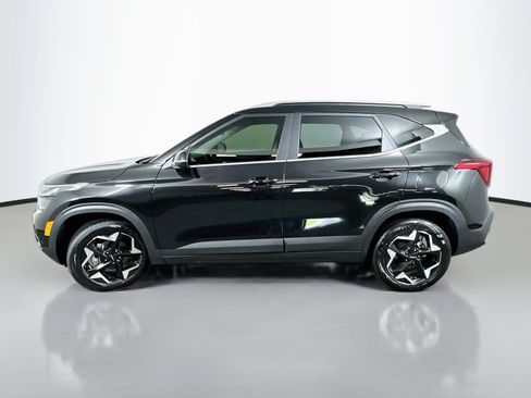 Used 2026 Kia Seltos EX FWD image 4