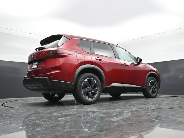 Used 2025 Nissan Rogue SV AWD/4WD image 48