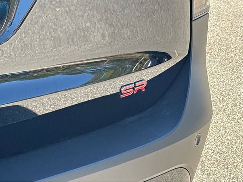 New 2026 Nissan Kicks SR FWD image 23