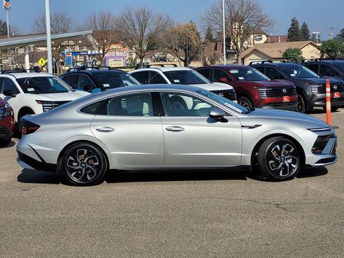 Used 2024 Hyundai Sonata SEL image 4