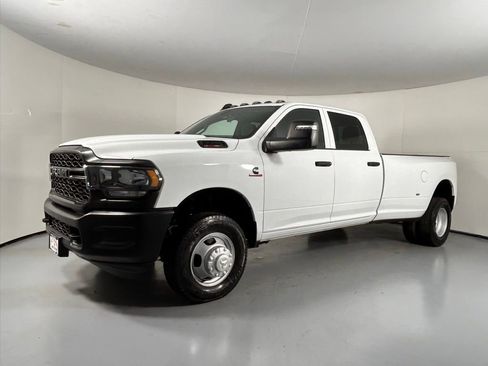 Used 2024 RAM 3500 Tradesman image 3