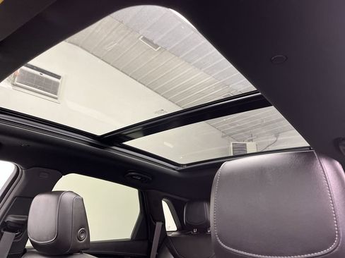 Certified 2023 Cadillac XT5 Premium Luxury w/ Technology Package image 7