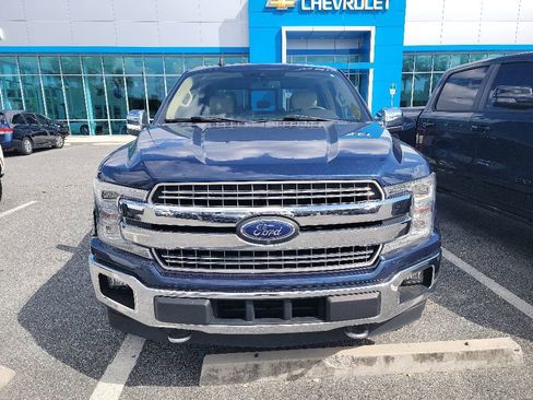 Used 2019 Ford F150 Lariat w/ Equipment Group 502A Luxury AWD/4WD image 3