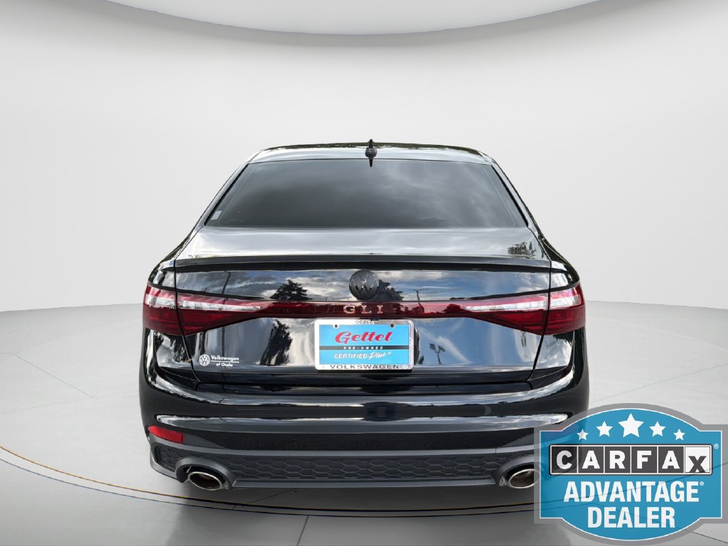 Used 2025 Volkswagen Jetta GLI Autobahn FWD image 6