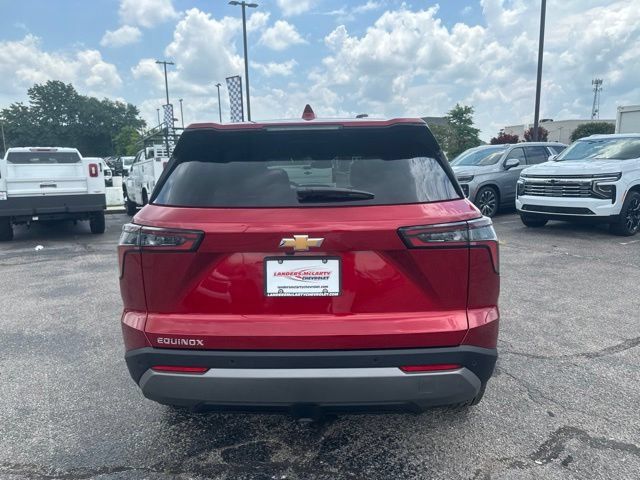 New 2026 Chevrolet Equinox LT FWD image 4