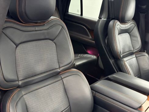 Certified 2023 Lincoln Navigator Black Label image 13