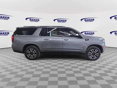 Used 2021 GMC Yukon XL AT4 w/ AT4 Premium Plus Package AWD/4WD image 2