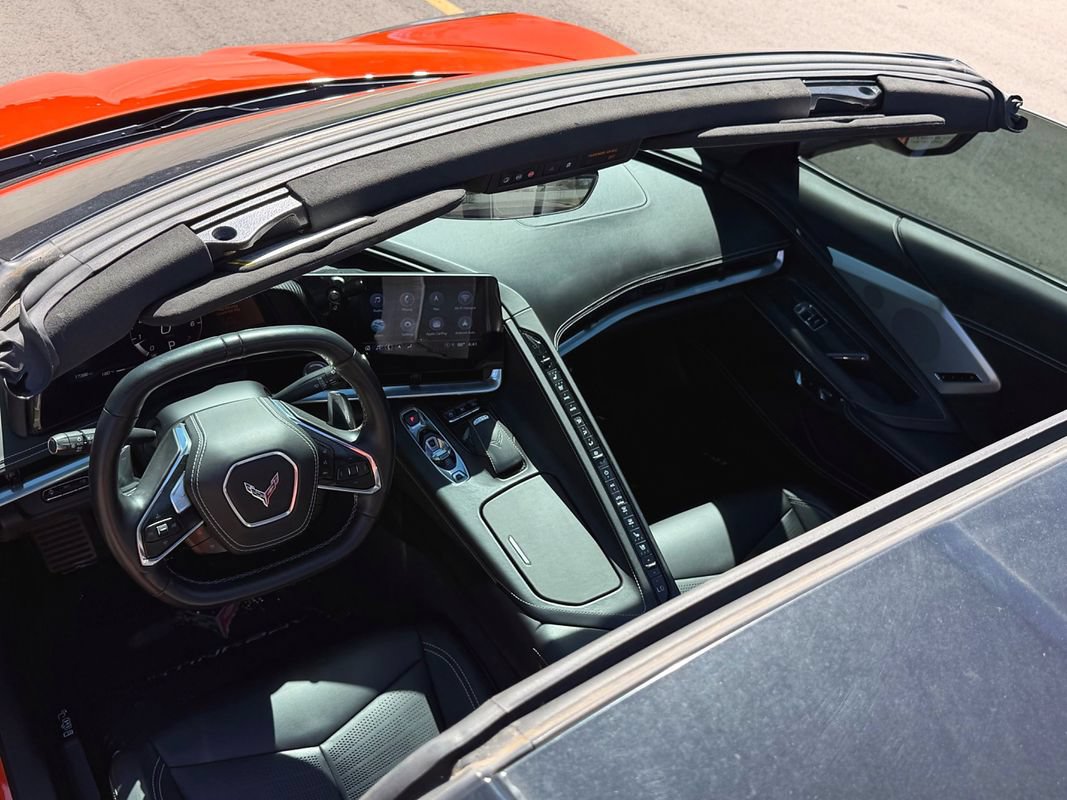 Used 2021 Chevrolet Corvette Stingray Premium Cpe w/ Z51 Performance Package RWD image 33