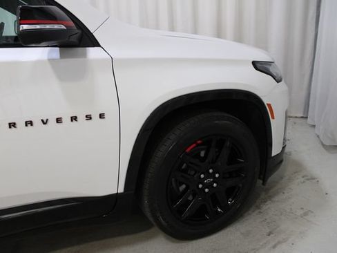 Used 2023 Chevrolet Traverse Premier w/ Redline Edition AWD/4WD image 41