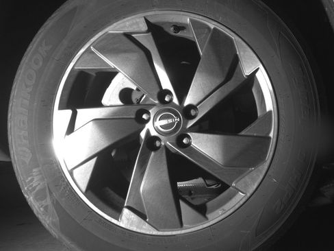 Used 2025 Nissan Rogue SV AWD/4WD image 15