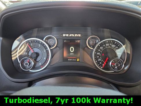 Used 2024 RAM 3500 Big Horn image 28