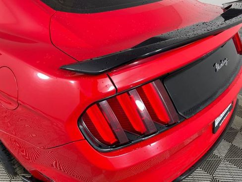 Used 2015 Ford Mustang V6 image 18