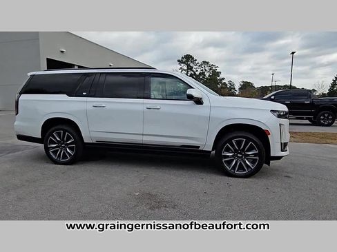 Used 2021 Cadillac Escalade ESV Sport Platinum w/ Heavy-Duty Trailer Package image 36