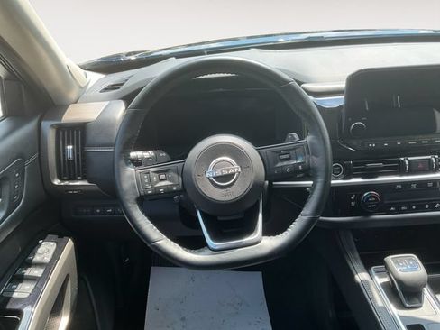 Used 2022 Nissan Pathfinder Platinum w/ Cargo Package AWD/4WD image 13