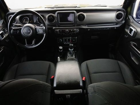 Used 2021 Jeep Wrangler Willys image 3