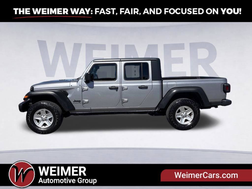 Used 2020 Jeep Gladiator Sport w/ Quick Order Package 23S AWD/4WD image 2