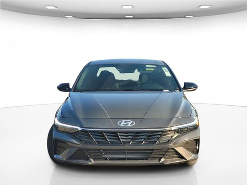 New 2026 Hyundai Elantra Sport image 2