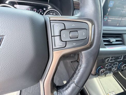 Used 2021 Chevrolet Suburban High Country AWD/4WD image 17