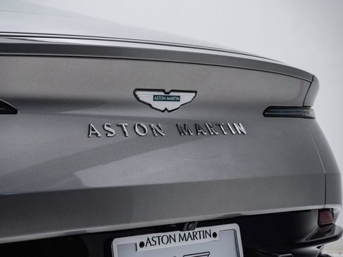 Used 2025 Aston Martin DB12 Coupe RWD image 12