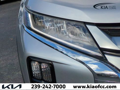 Used 2020 Mitsubishi Outlander Sport SE image 10