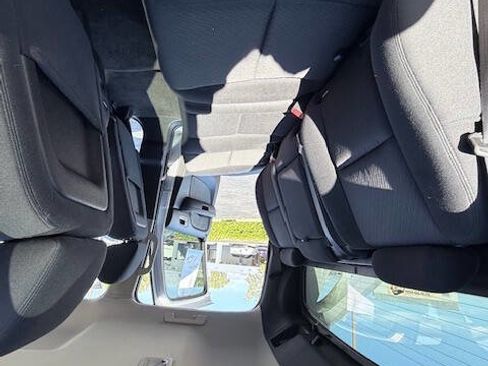 Used 2013 Chevrolet Avalanche LS image 17