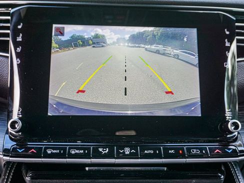 Used 2023 Jeep Wagoneer Series II image 34