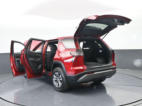 Used 2025 Chevrolet Equinox LT image 74