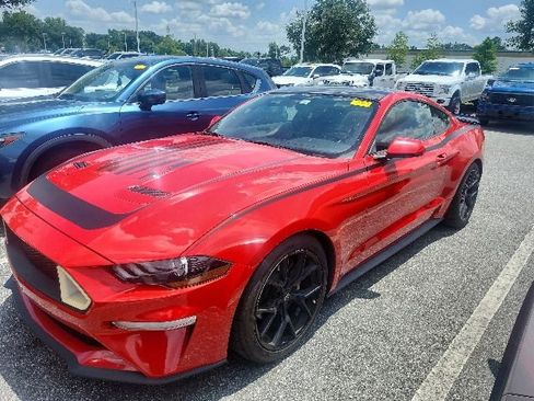 Used 2020 Ford Mustang Coupe w/ Black Accent Package RWD image 4