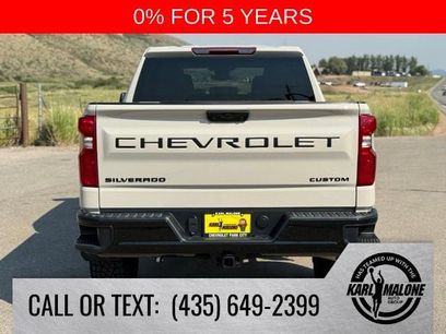 New 2026 Chevrolet Silverado 1500 Custom Trail Boss w/ Dark Appearance Package