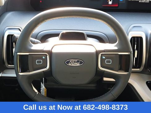 New 2025 Ford Expedition Active image 14