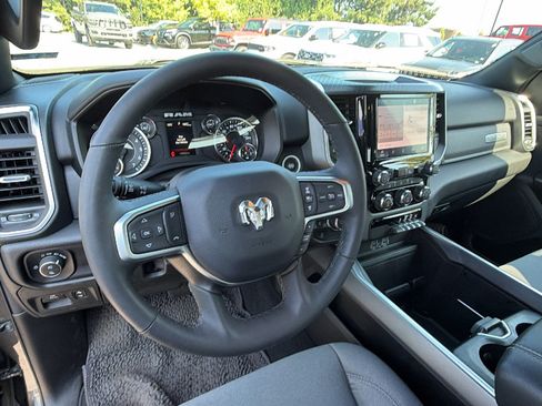 Used 2025 RAM 1500 Big Horn AWD/4WD image 26