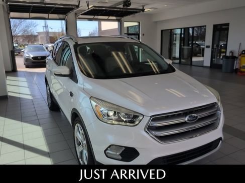 Used 2017 Ford Escape Titanium w/ Equipment Group 301A FWD image 4