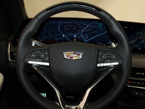 Used 2025 Cadillac CT5 V w/ Technology Package image 25