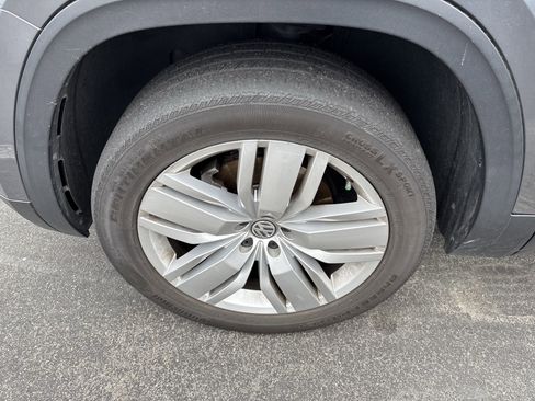 Used 2019 Volkswagen Atlas SEL image 35