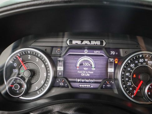 Used 2022 RAM 1500 Big Horn AWD/4WD image 17