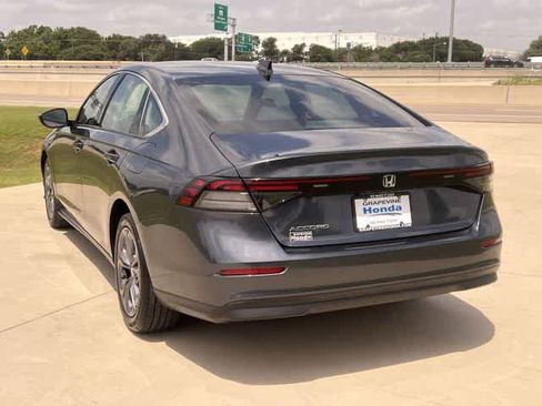 Used 2023 Honda Accord EX image 5