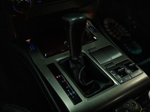 Used 2018 Lexus GX 460 image 20