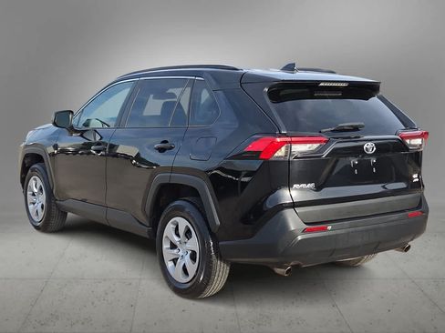 Used 2021 Toyota RAV4 LE AWD/4WD image 6