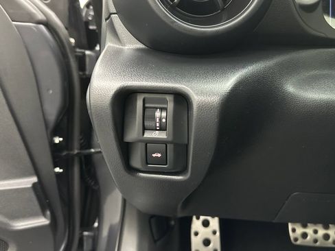 Used 2022 Toyota GR86 Premium RWD image 27