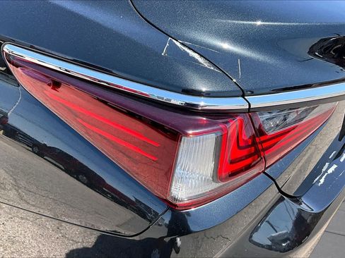Used 2021 Lexus ES 350 w/ Premium Package FWD image 29